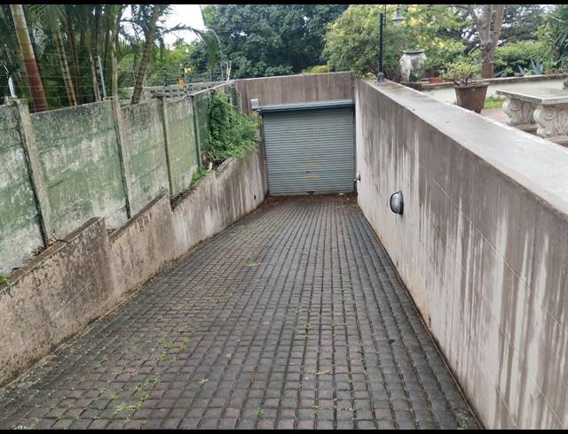 4 BEDROOM HOUSE FOR SALE IN GLENWOOD